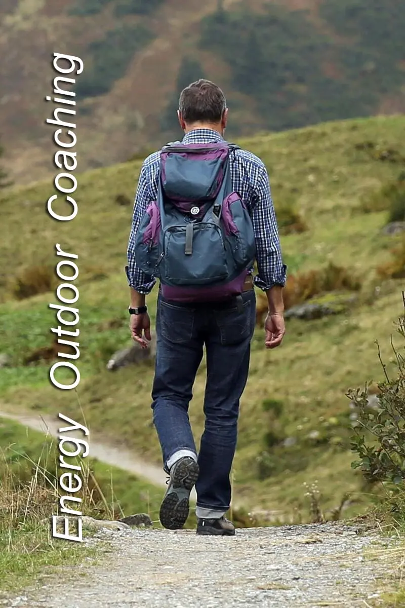 Découvrir de nouveaux horizons et les points cles du coaching outdoor d'alignement en marchant